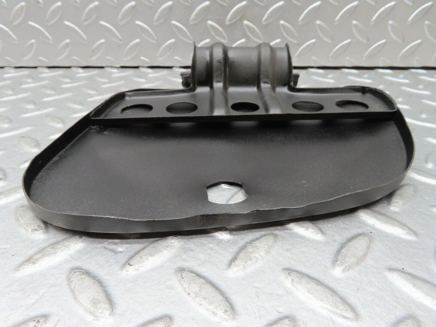 18718 Mercedes-Benz W120 W121 Ponton Fuel Tank Flap Cap