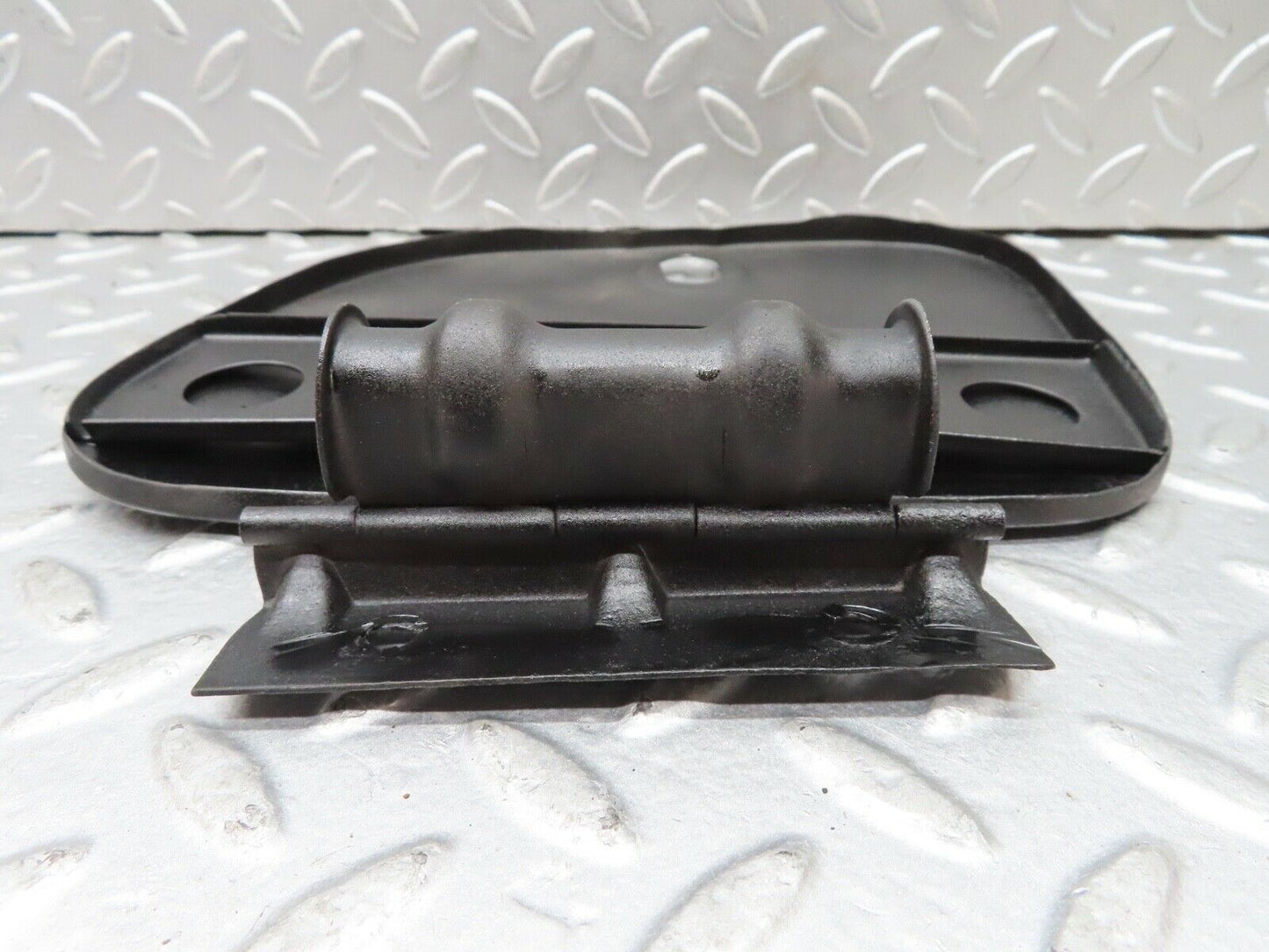 18702 Mercedes-Benz W120 W121 Ponton Fuel Tank Flap Cap