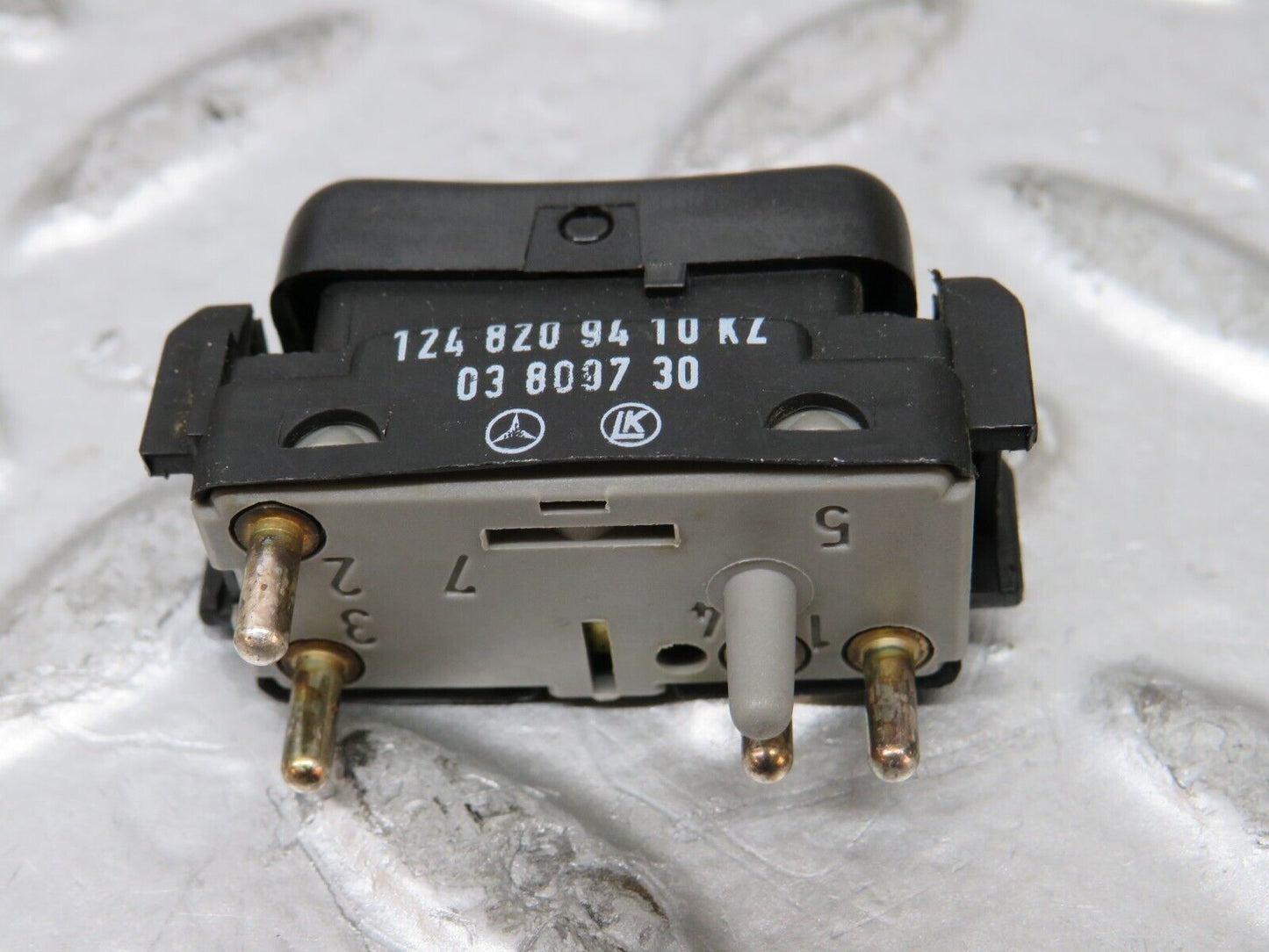 27562 Mercedes-Benz S124 300TE Electric Window Switch Right Side 1248209410