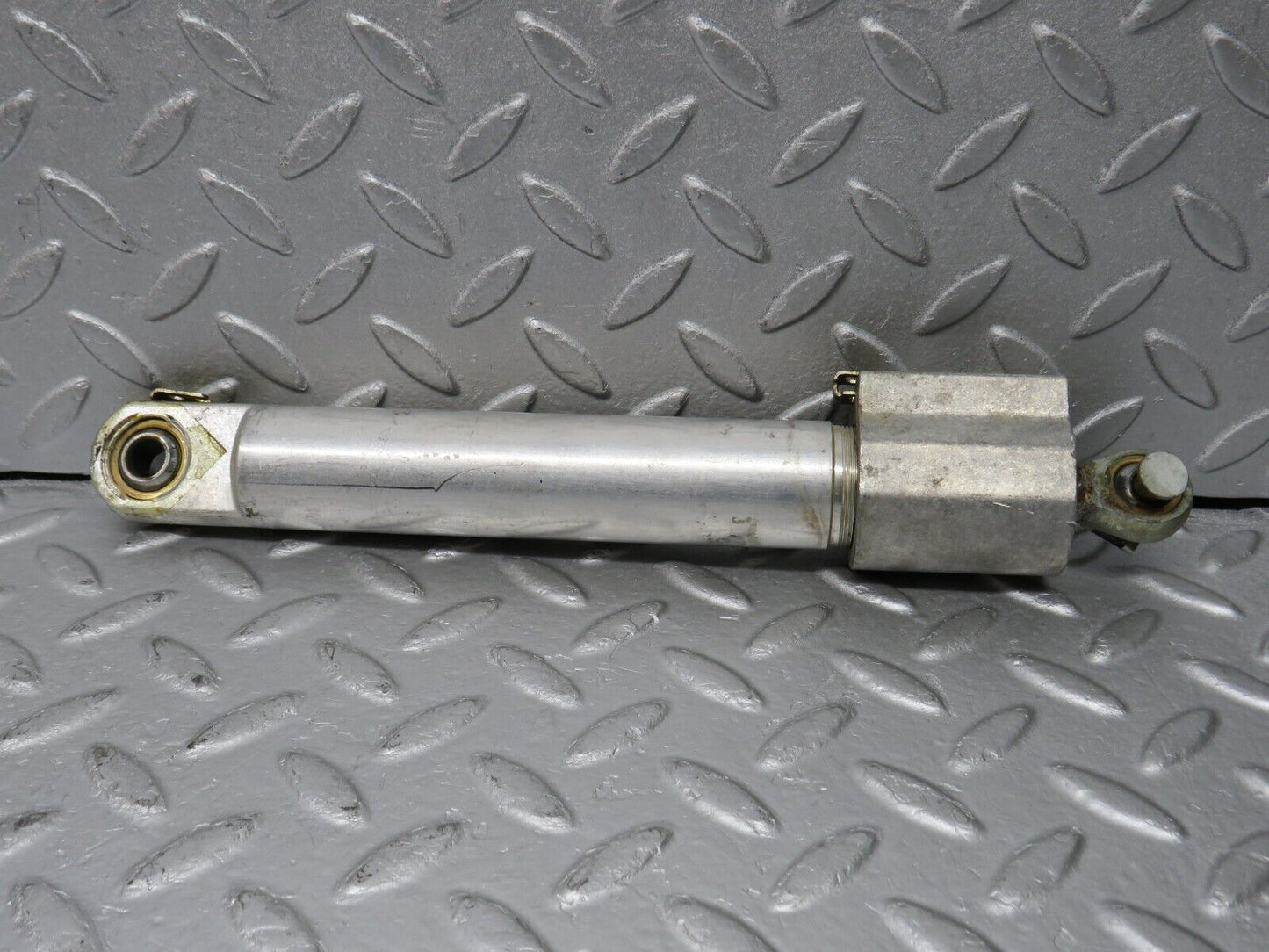 38630 Mercedes-Benz R129 280SL Coupe Roof Folding Lift Cylinder 1298000272
