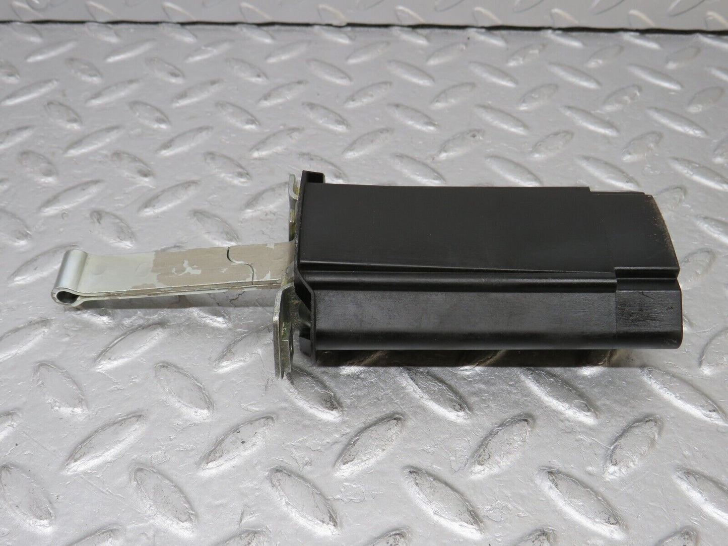 36635 Mercedes-Benz W201 190E Door Safety Check Strap