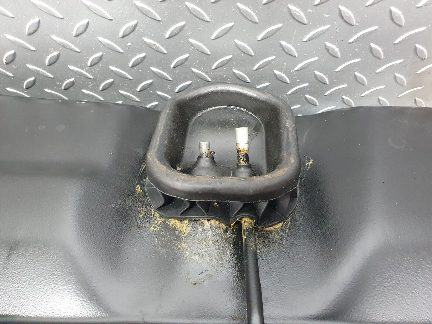 40843 Mercedes-Benz W123 300D Fuel Tank