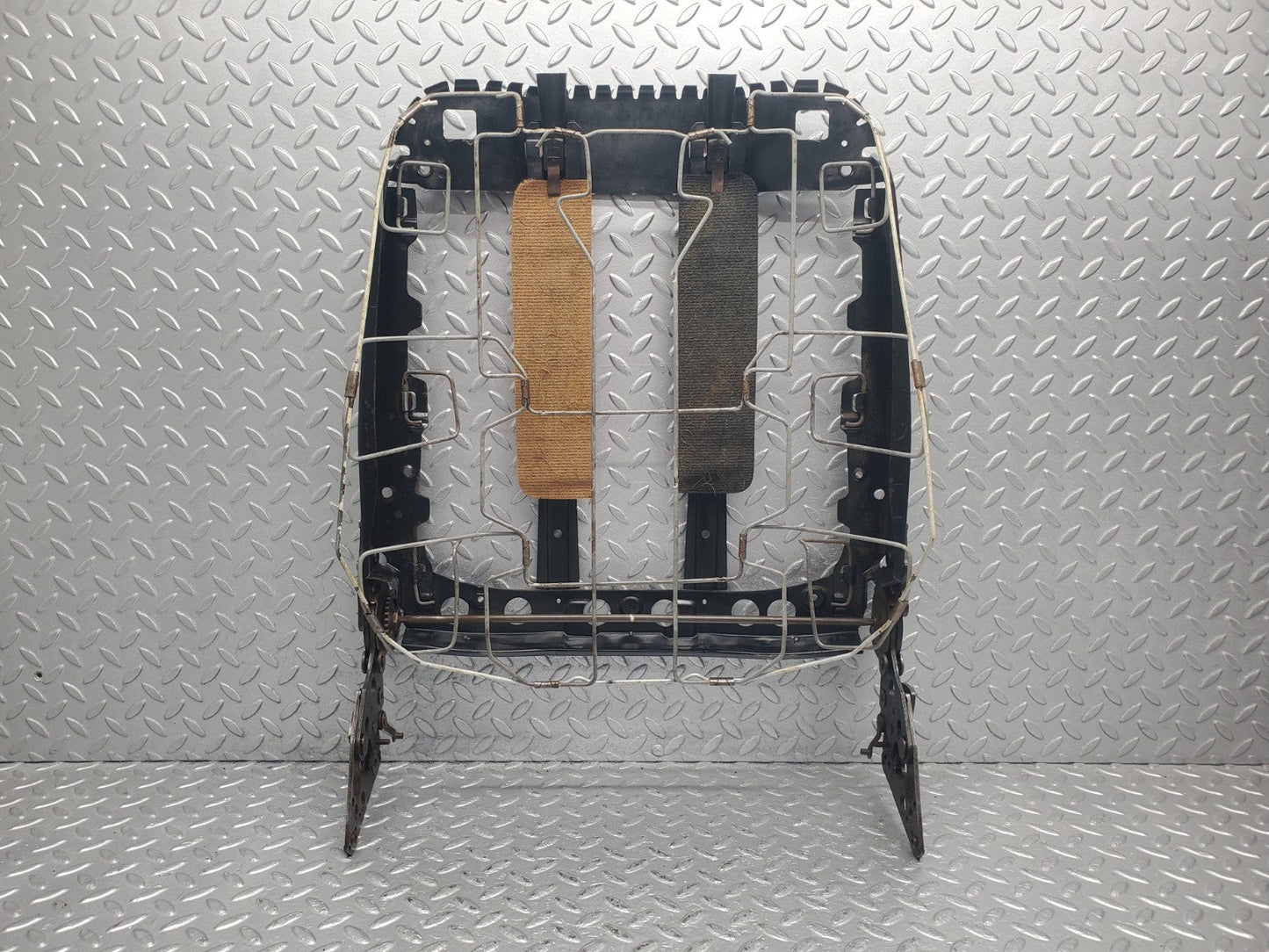 47163164