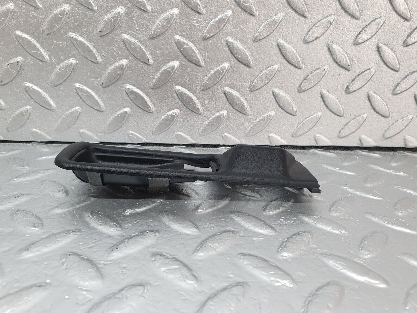 43669 Mercedes-Benz C126 380SEC Coupe Interior Door Handle Frame Left 1267660111
