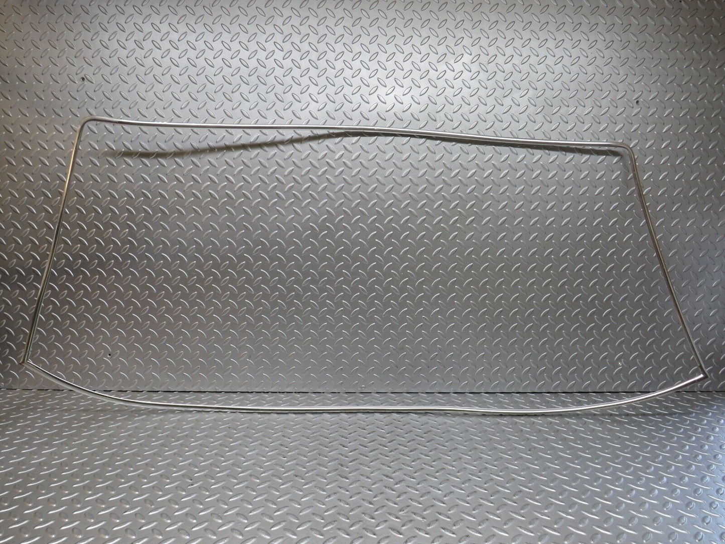 28240 Mercedes-Benz S123 240D Wagon Front Windscreen Chrome Frame