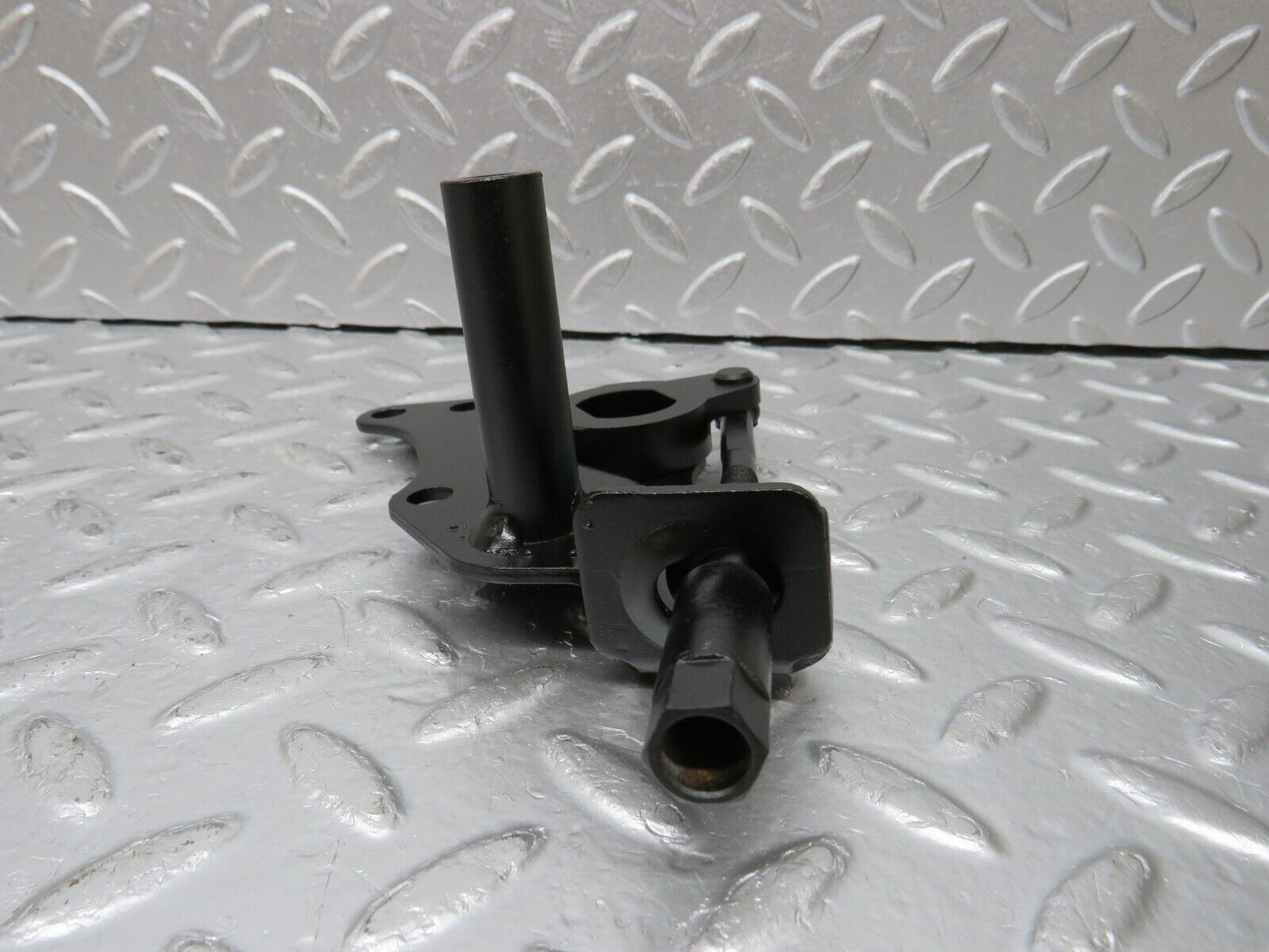 32668 Mercedes-Benz S124 300TE Wagon Belt Tensioner 1032000640