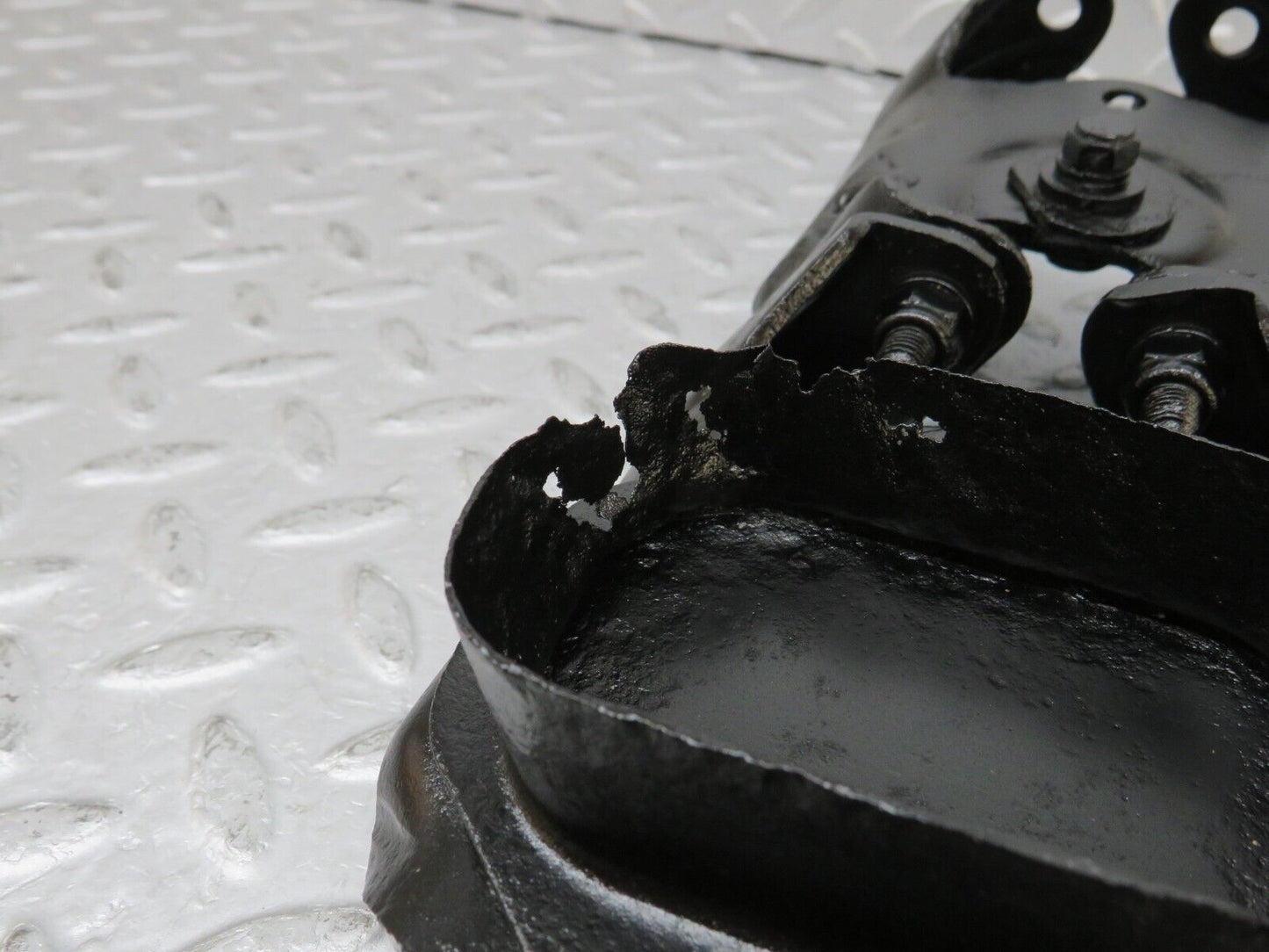 35789 Mercedes-Benz W108 Gearbox Mount Bracket
