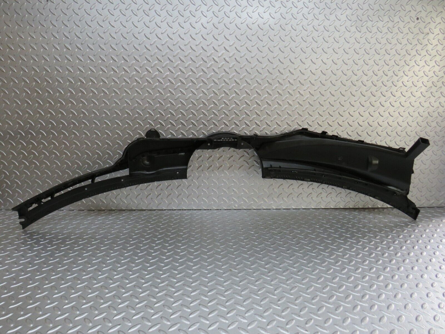33513 Mercedes-Benz W202 C180 Water Drain 2028300413 2028300613