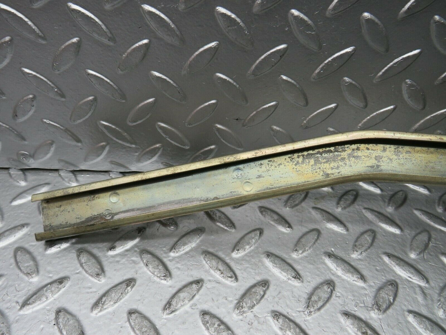 22899 Mercedes-Benz C107 450SLC Coupe Rear Left Window Channel