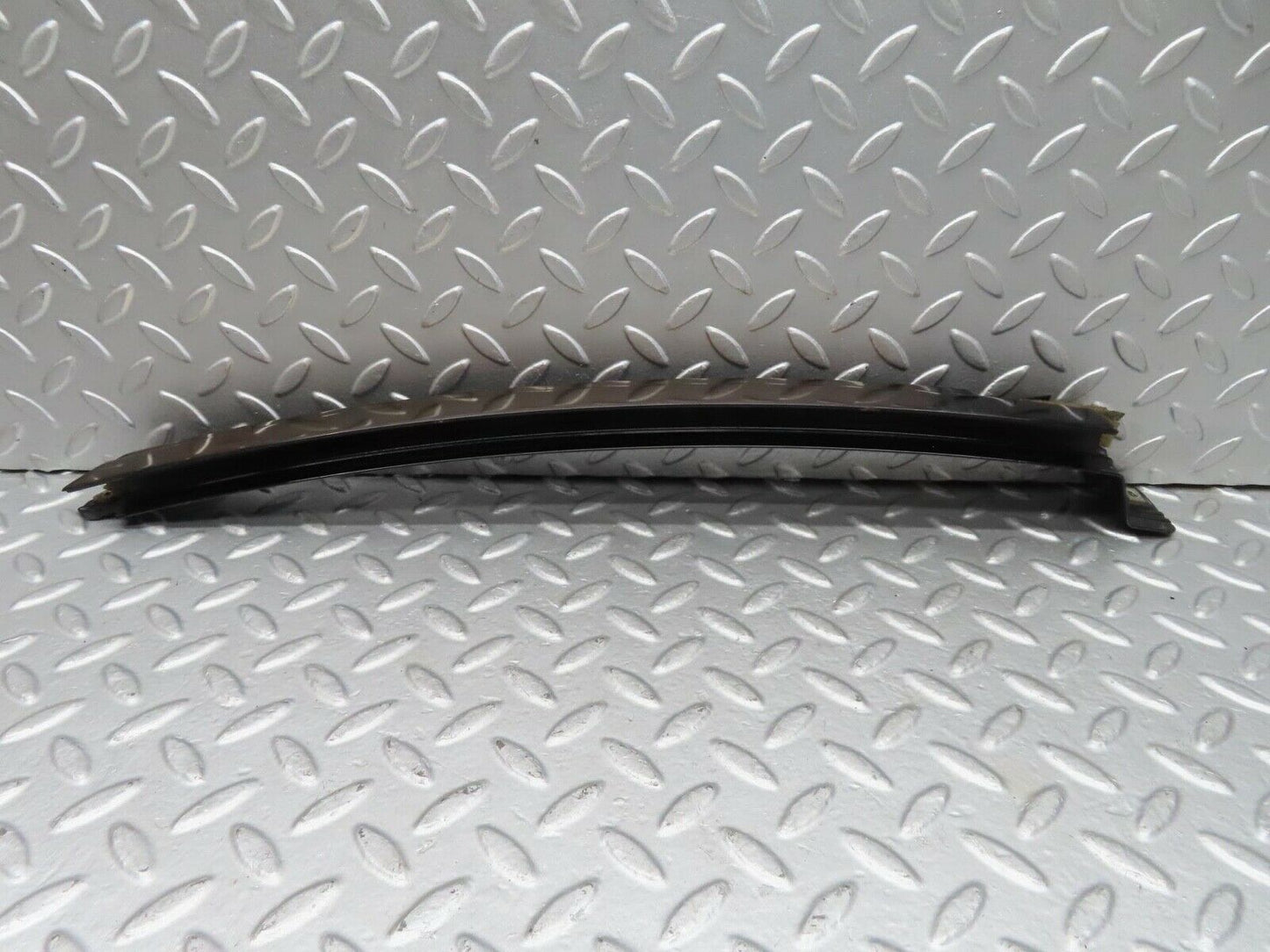 15028 Mercedes-Benz W140 S320 Rear Left Door Window Channel