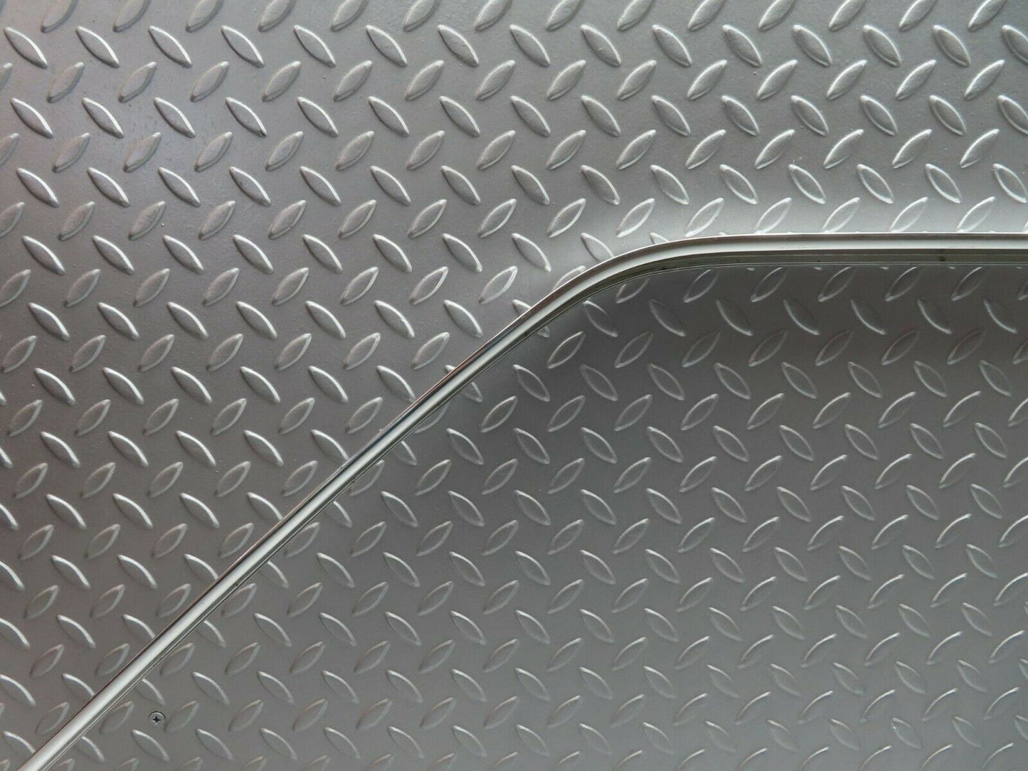 10146 Mercedes-Benz C123 230CE Coupe Roof Chrome Trim Left Side
