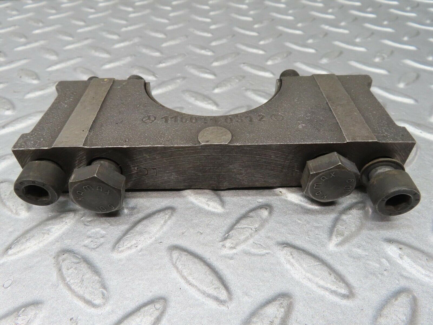 16542 Mercedes-Benz C107 350SLC Coupe Crankshaft Bearing Holder Block 1160110312