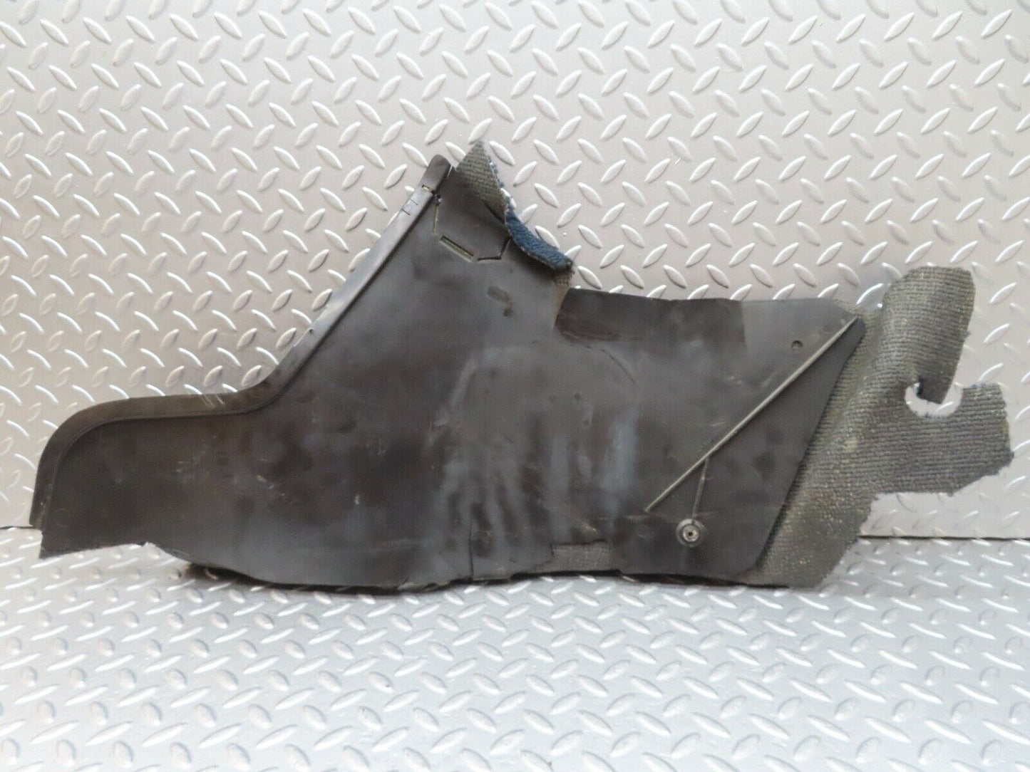 18133 Mercedes-Benz W123 200 Centre Console Carpet Blue Left Side