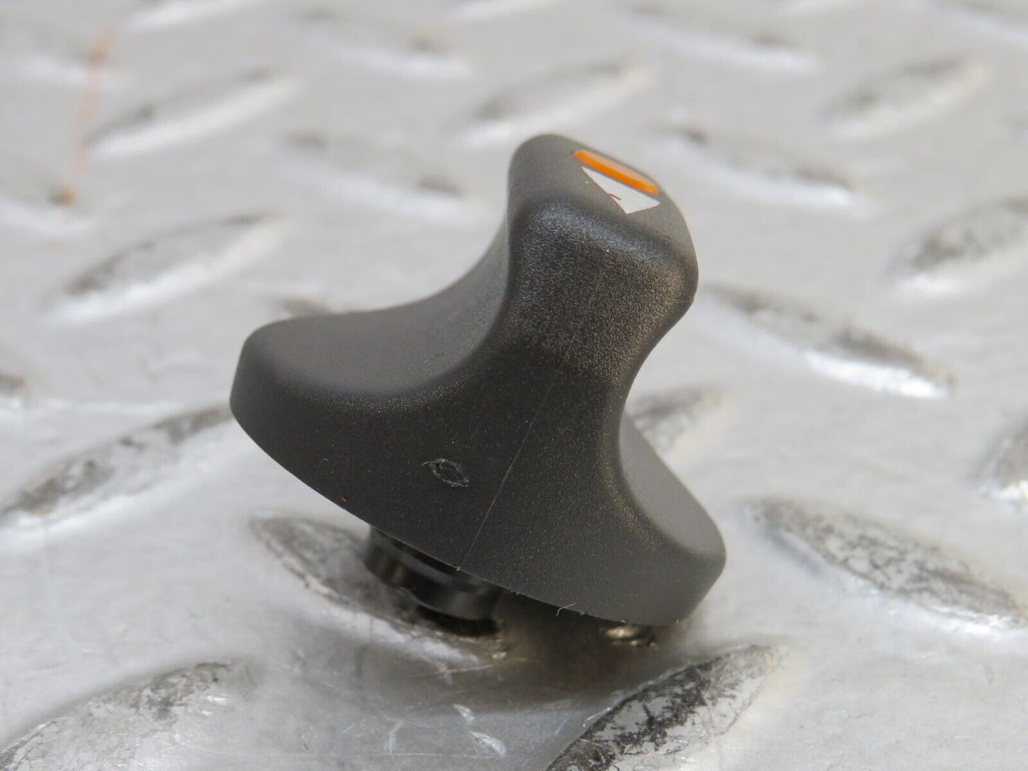 28327 Mercedes-Benz S123 240D Wagon Headlight Switch Knob 1265400083