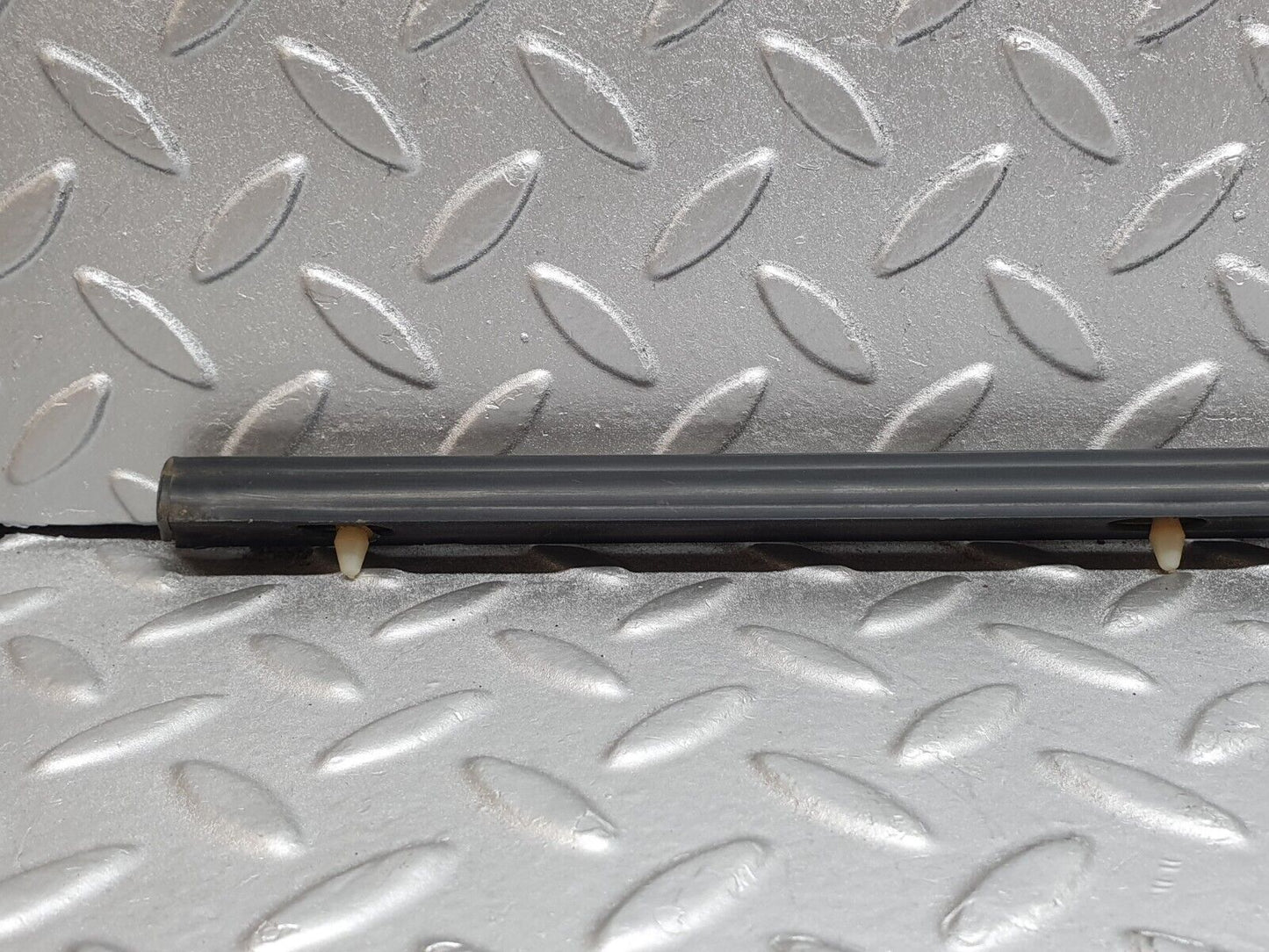 43457 Mercedes-Benz W108 280SE Rear Right Door Centre Moulding Trim