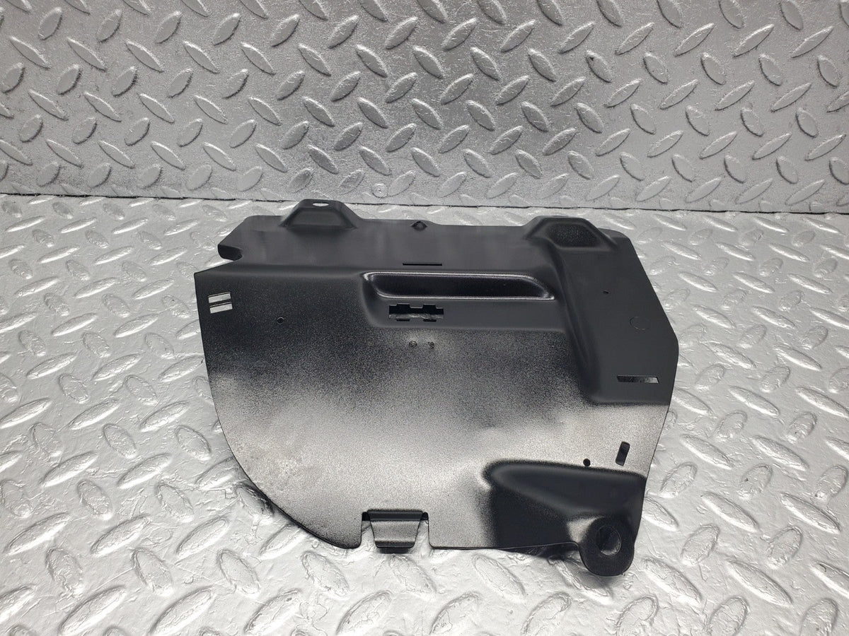 W201 Baby Benz relay bracket used OEM