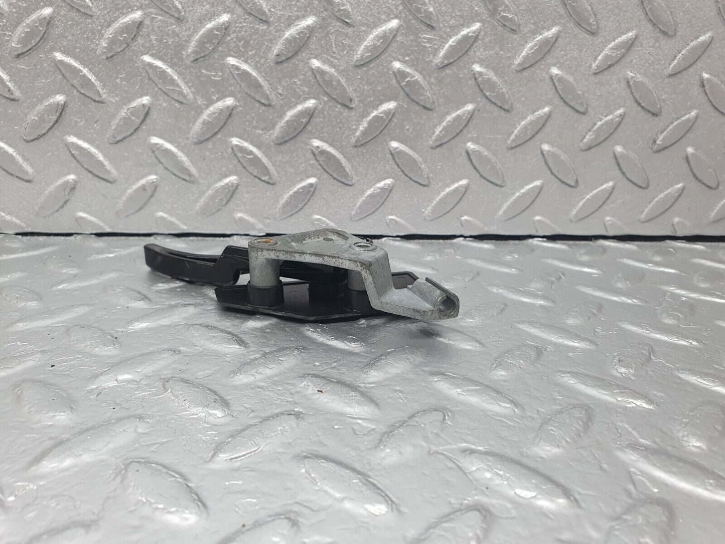 43533 Mercedes-Benz C126 380SEC Coupe Hood Opener Bonnet Opener