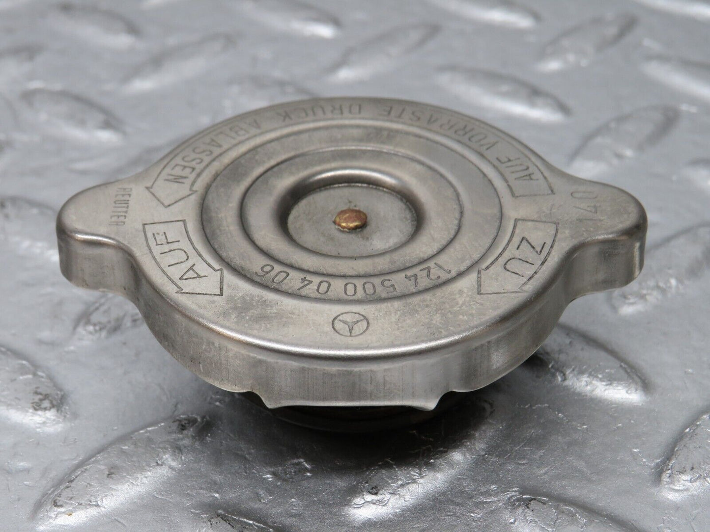 33440 Mercedes-Benz W202 C180 Radiator Cap 1245000406