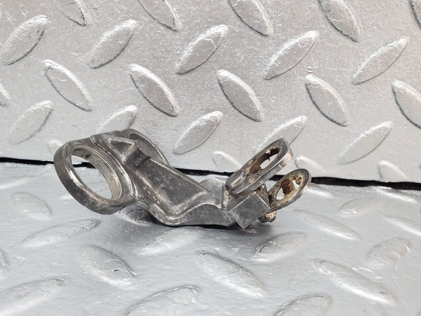 44538 Mercedes-Benz W123 280E Crankshaft Sensor Holder Bracket 1101530440