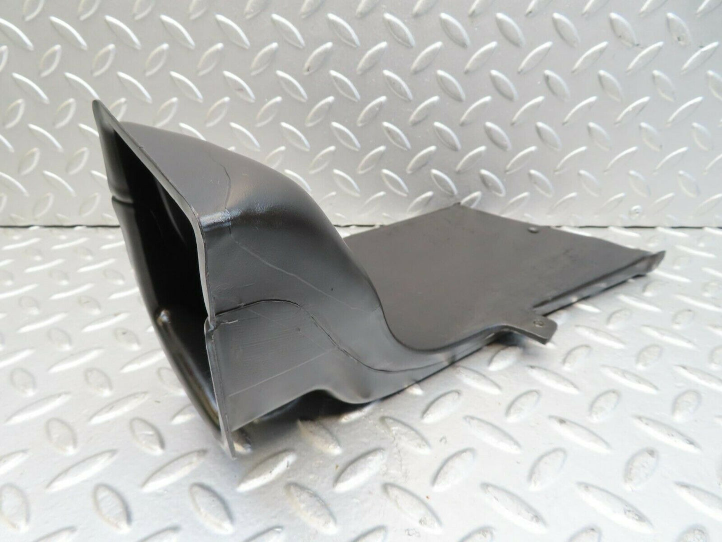 15525 Mercedes-Benz R107 450SL Floor Ventilation Duct Left 1078310146