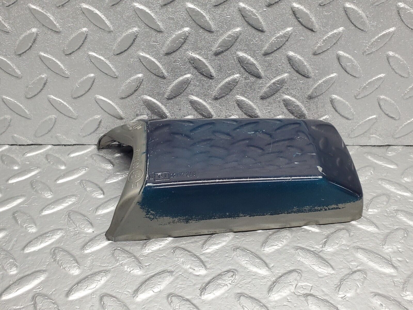 44123928