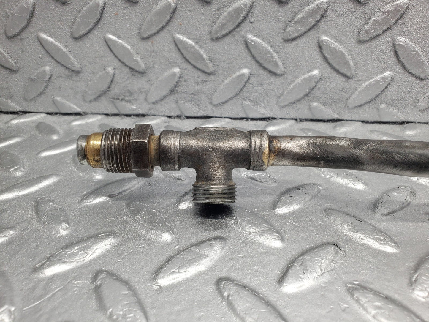 W112 throttle body hose pipe used OEM