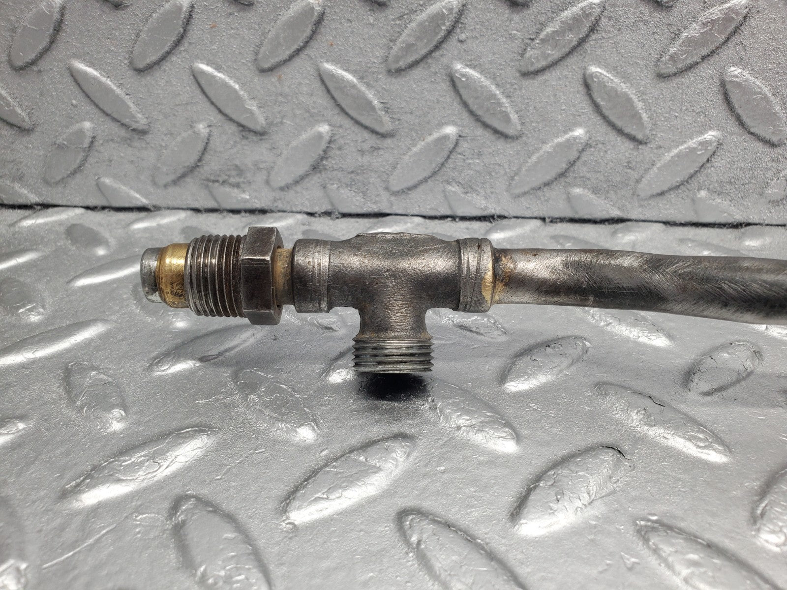 W112 throttle body hose pipe used OEM
