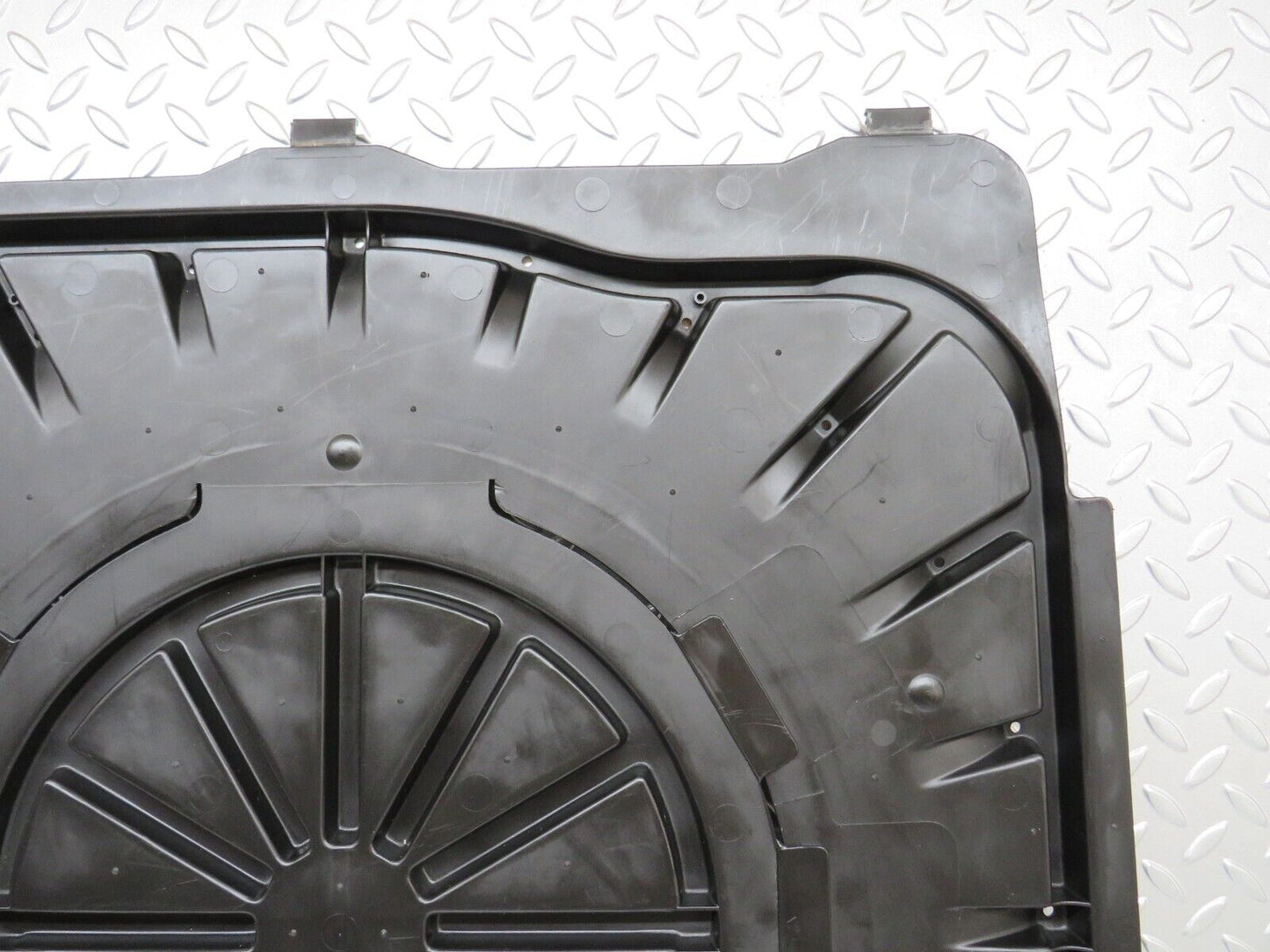 25744 Mercedes-Benz W124 280E Spare Wheel Cover 1246934533