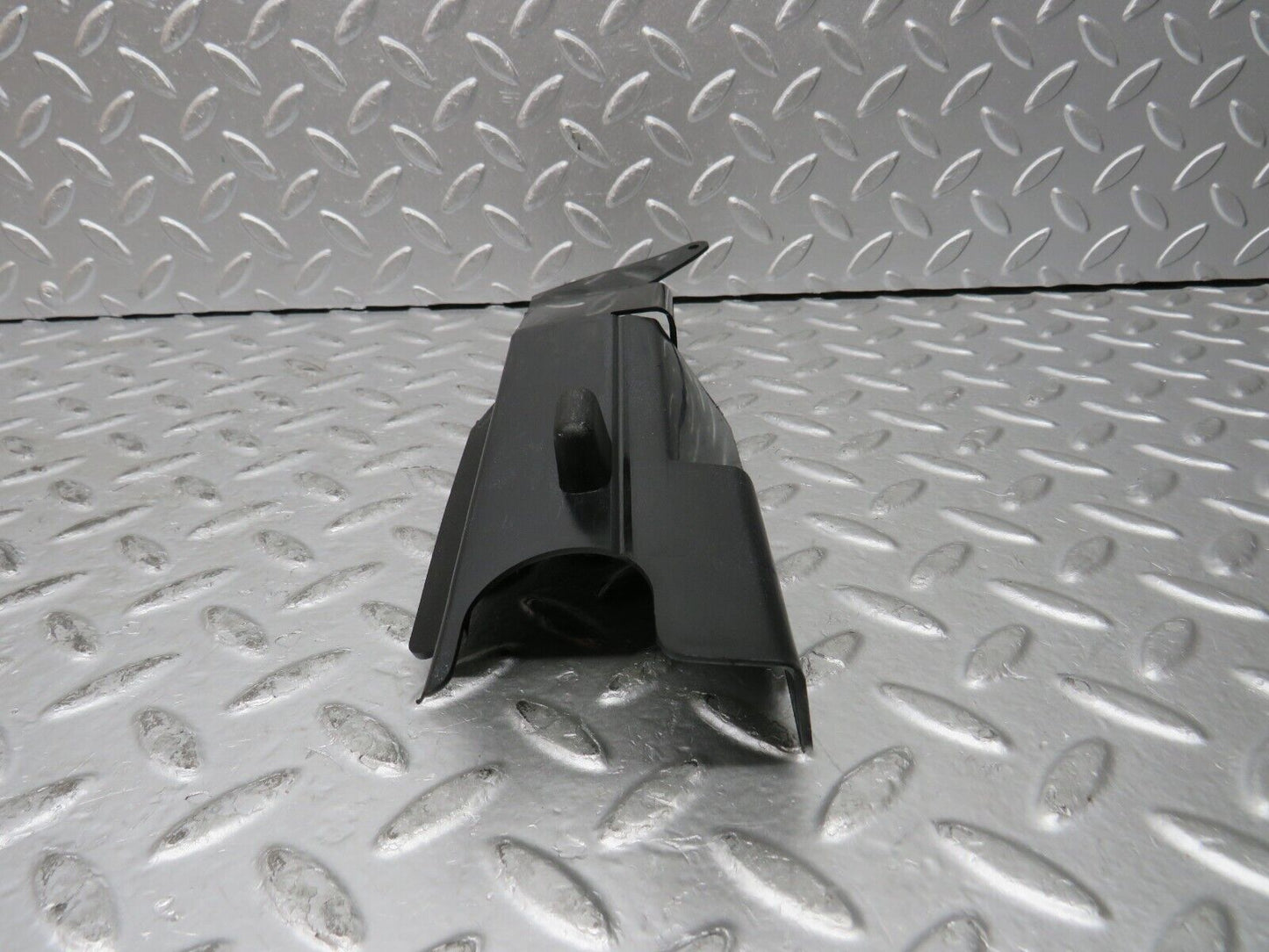 30289 Mercedes-Benz W124 230E Trunk Lid Lock Control Rod Cover 1248050541