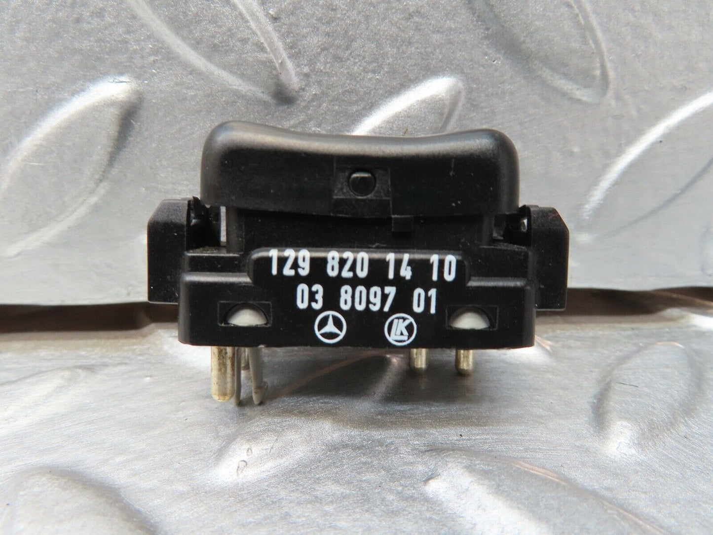 17405 Mercedes-Benz R129 300SL Coupe Right Door Window Switch 1298201410