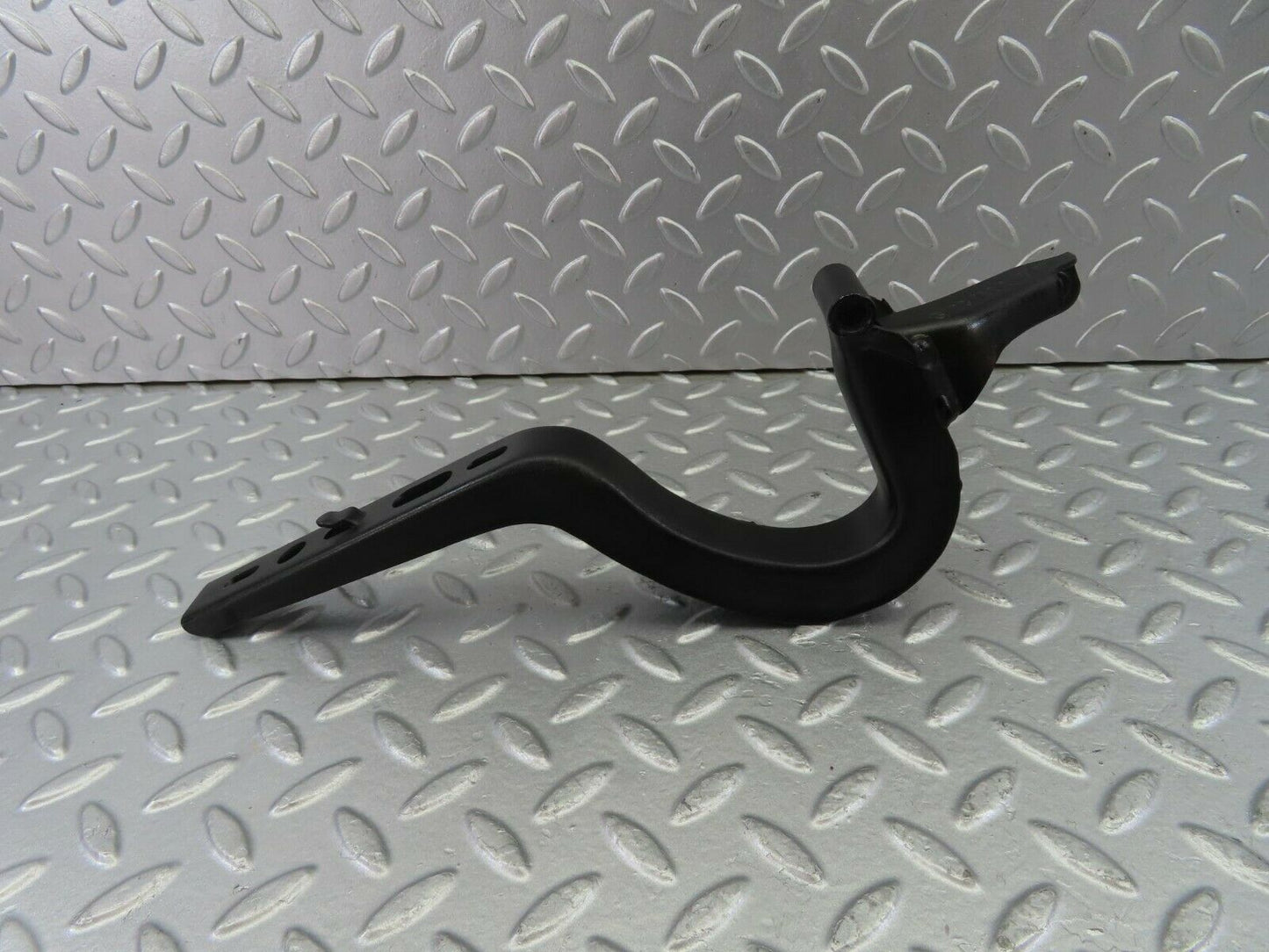 10847 Mercedes-Benz W123 230E Trunk Lid Hinge Left Side 1237500187