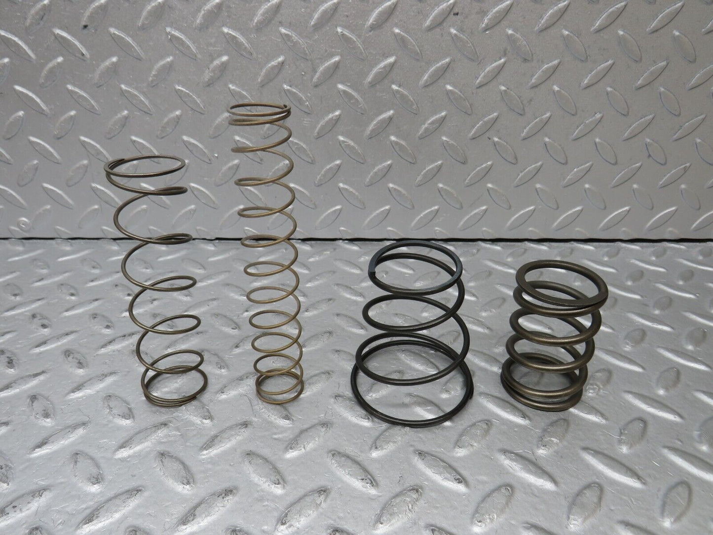 36438 Mercedes-Benz R107 450SL Automatic Gearbox Piston Spring Set