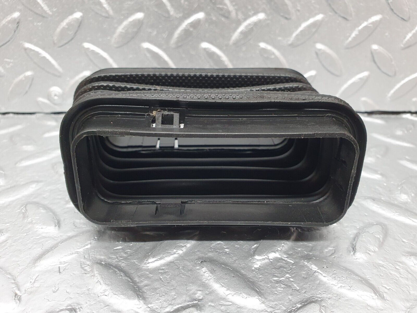 41843 Mercedes-Benz W202 C200 Front Door Wire Protector Rubber 2028210097