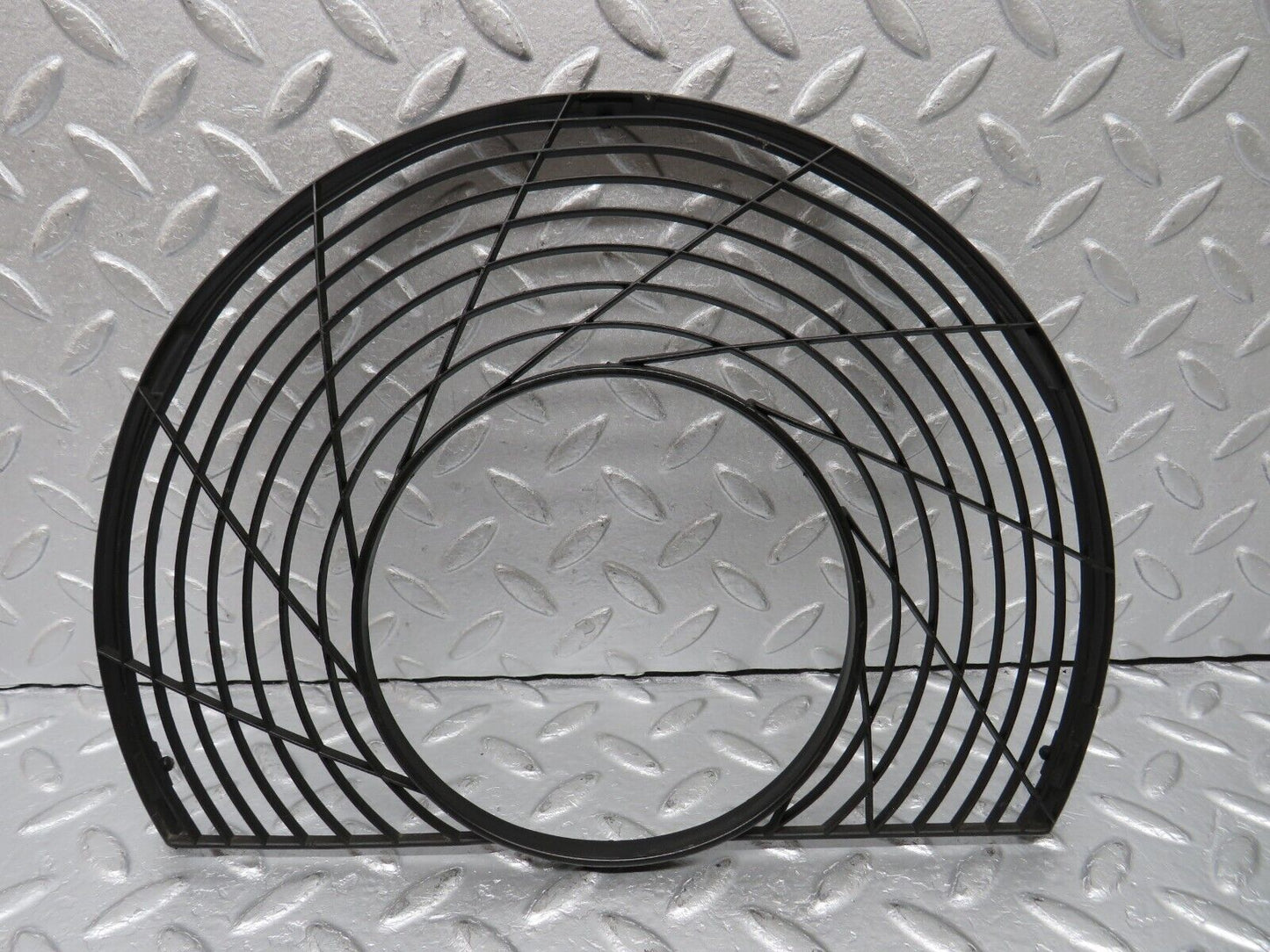39166 Mercedes-Benz R107 500SL Engine Cooling Fan Cover