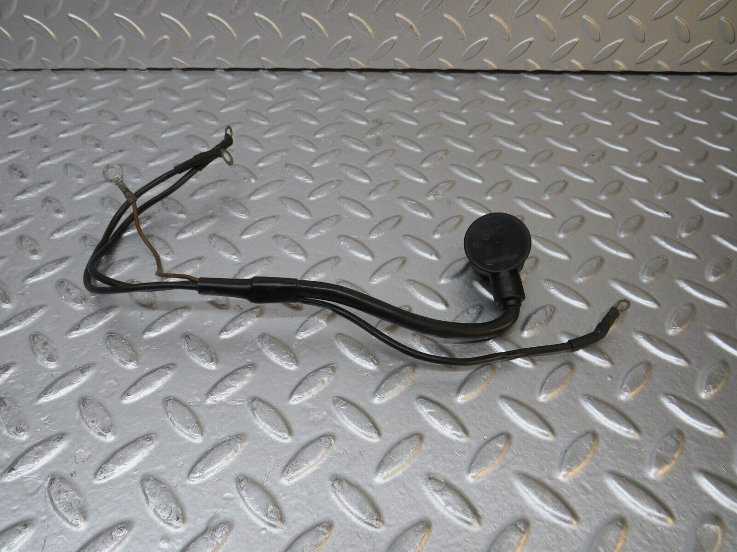 31832 Mercedes-Benz W201 190LE 1.8L Ignition Coil Cable 2015408710