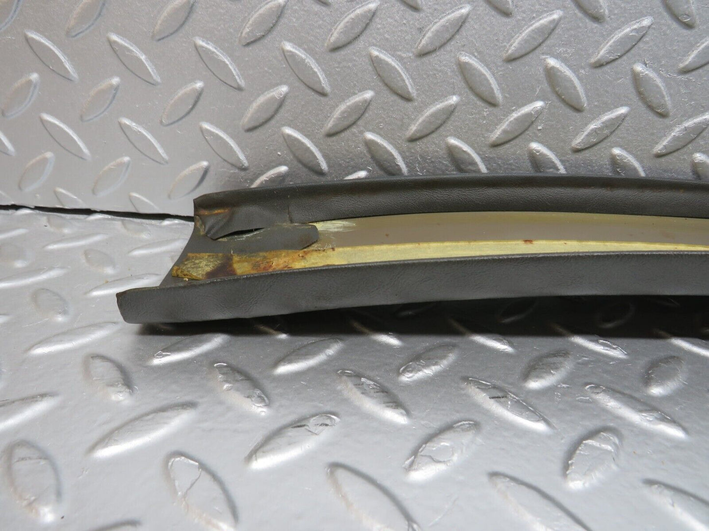 40241 Mercedes-Benz W110 230 B Pillar Cover Left Side