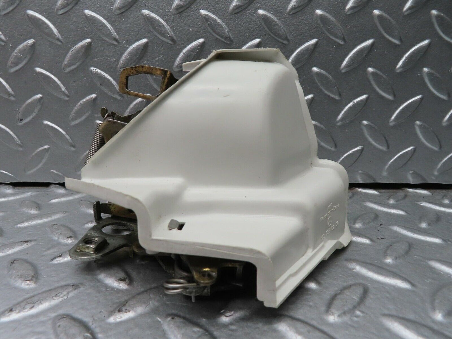 21644 Mercedes-Benz W126 300SE Rear Right Door Lock Mechanism 1237330208