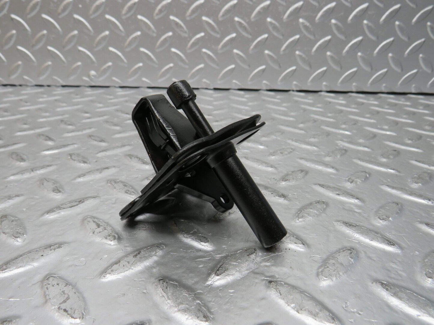 29695 Mercedes-Benz W123 230E Bonnet Lock Latch