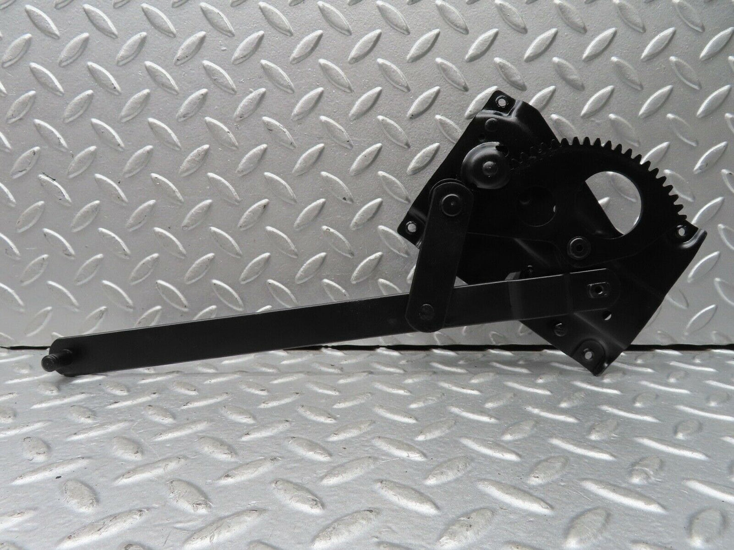 19004 Mercedes-Benz W121 190b Ponton Front Right Manual Window Regulator