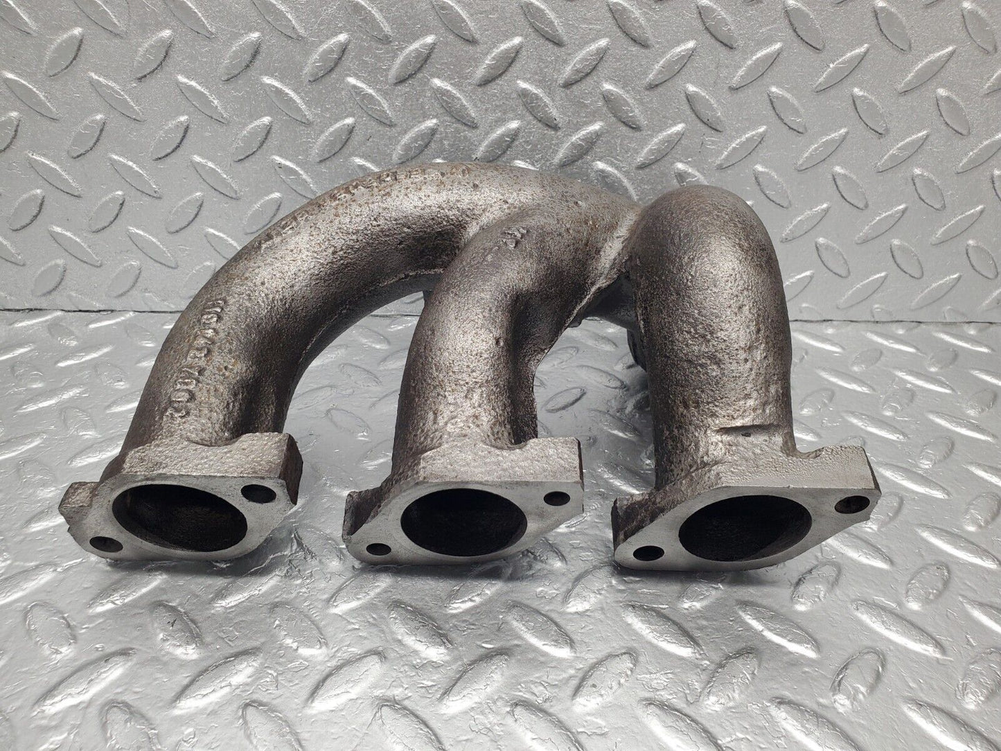 46707 Mercedes-Benz C123 280CE Coupe Exhaust Manifold Cylinder 4-6 1101427102