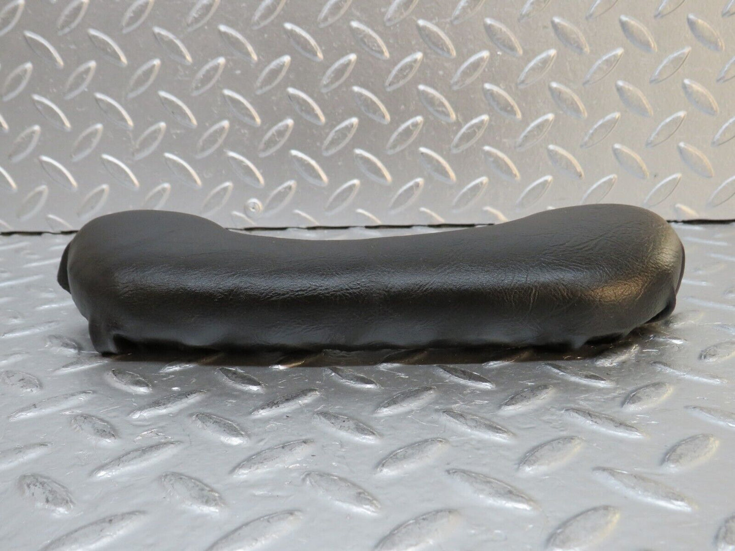0187 Mercedes-Benz W120 Ponton Arm Rest Top Pad Black