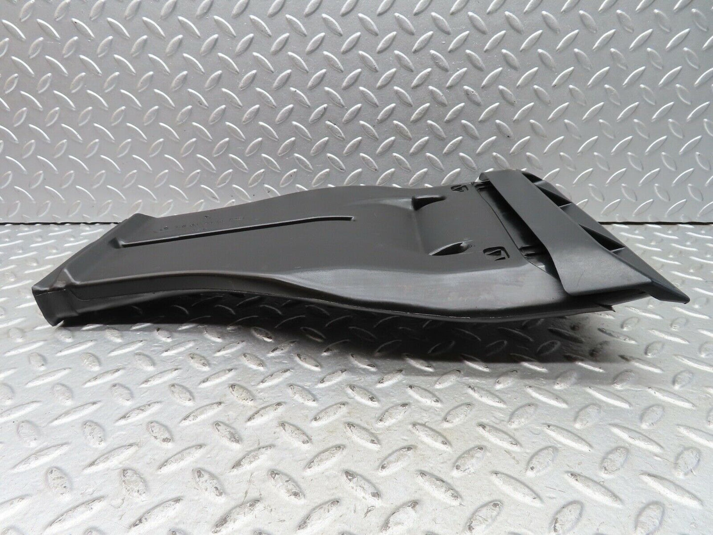 19300 Mercedes-Benz C140 CL420 Coupe Rear Air Duct 1408310046
