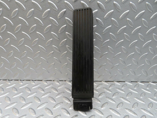 14281 Mercedes-Benz W116 350SE Accelerator Pedal With Rubber 1233010082
