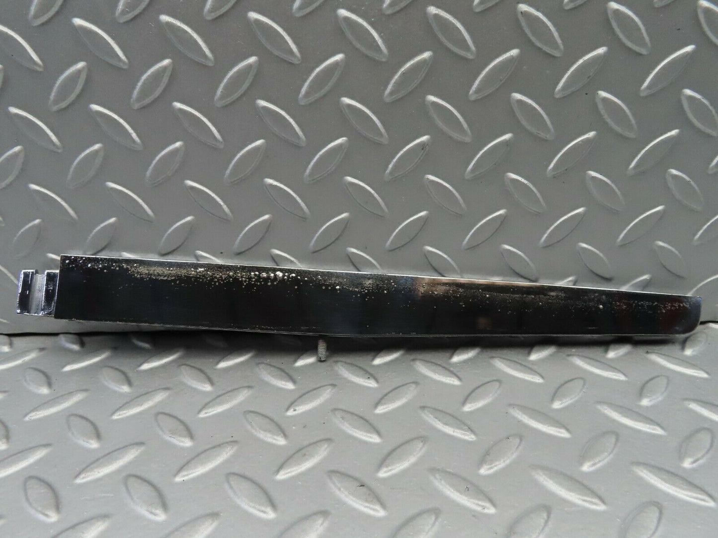 6877 Mercedes-Benz C107 350SLC Coupe Trunk Chrome Handle Moulding Right 1076901480