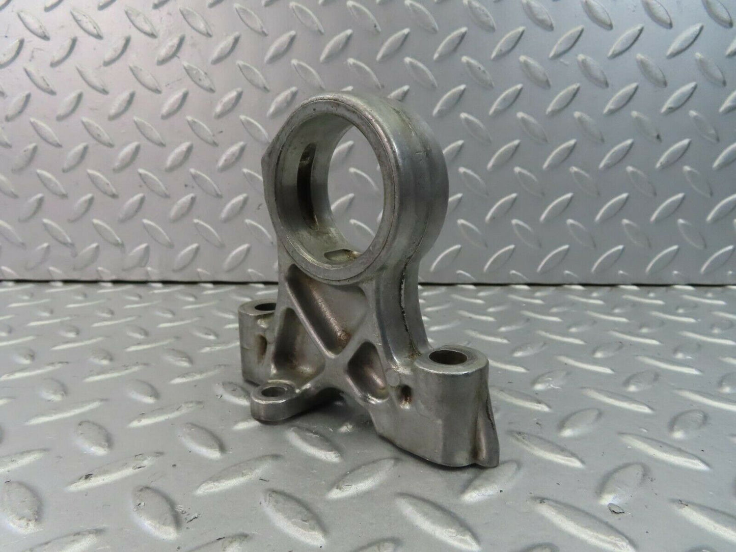 8952 Mercedes-Benz W108 Camshaft Tower Bearing 1140510916