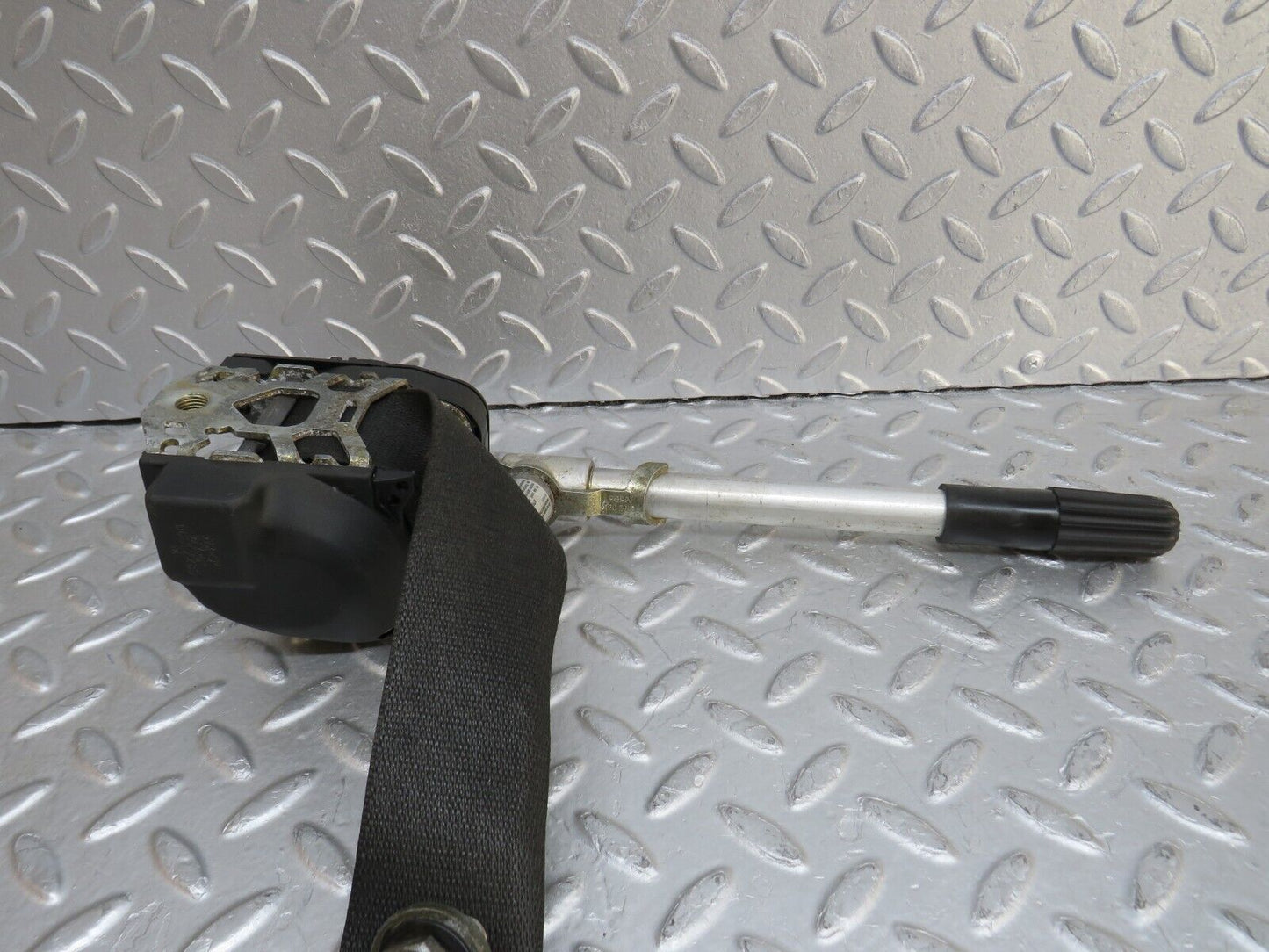 37163 Mercedes-Benz C126 420SEC Coupe Front Right Seat Belt With Buckles 1268806886