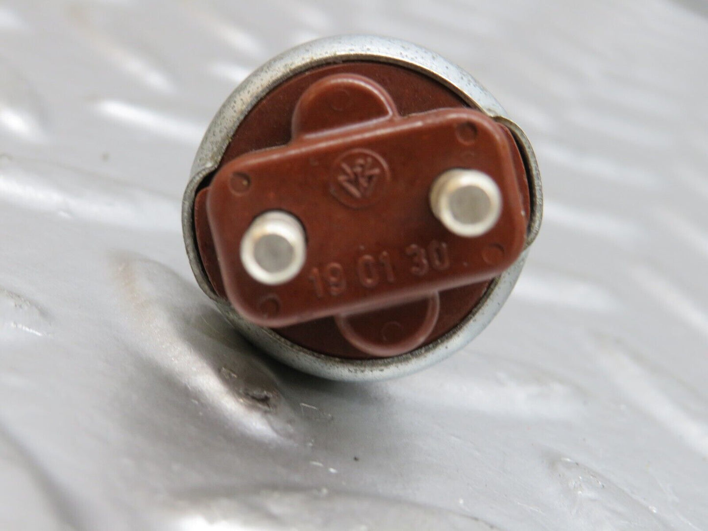 25431 Mercedes-Benz W123 200 Brake Light Contact Switch 190130