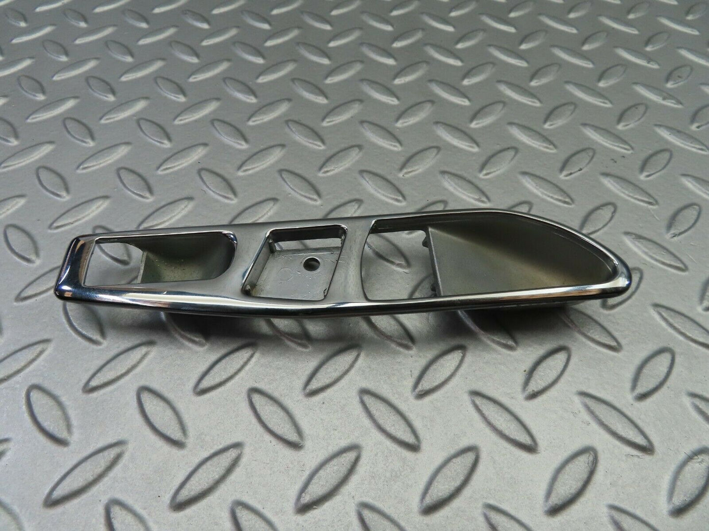 6836 Mercedes-Benz C107 350SLC Coupe Interior Door Handle Chrome Surround Left