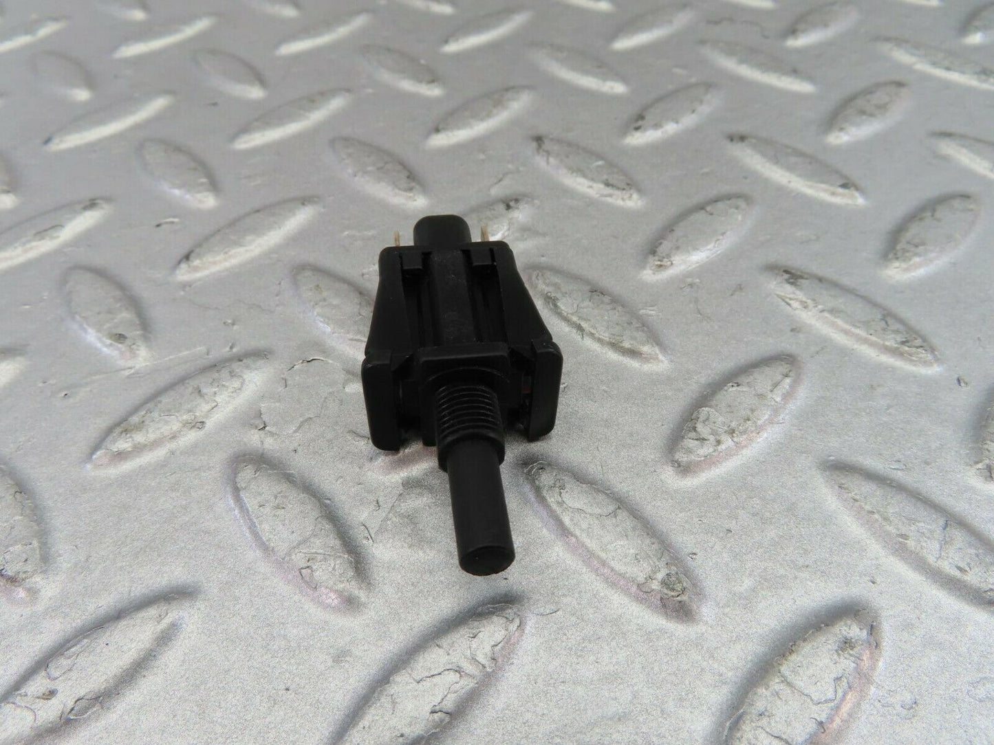 9366 Mercedes-Benz C124 300CE Coupe Door Contact Switch 2018201110