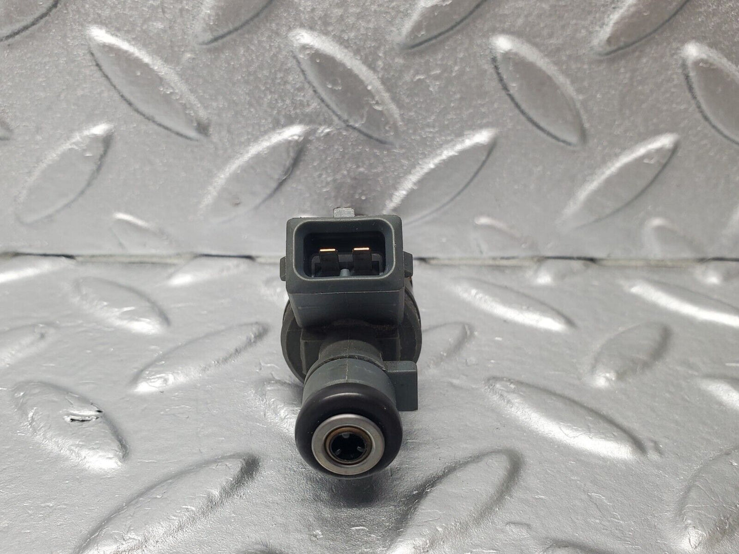 46244 Mercedes-Benz W124 280E Fuel Injector Bosch 0280155209 0000787323